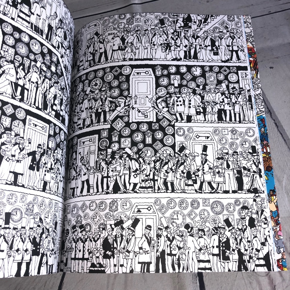 Where’s Waldo? The Coloring Book - Picture 4 of 8